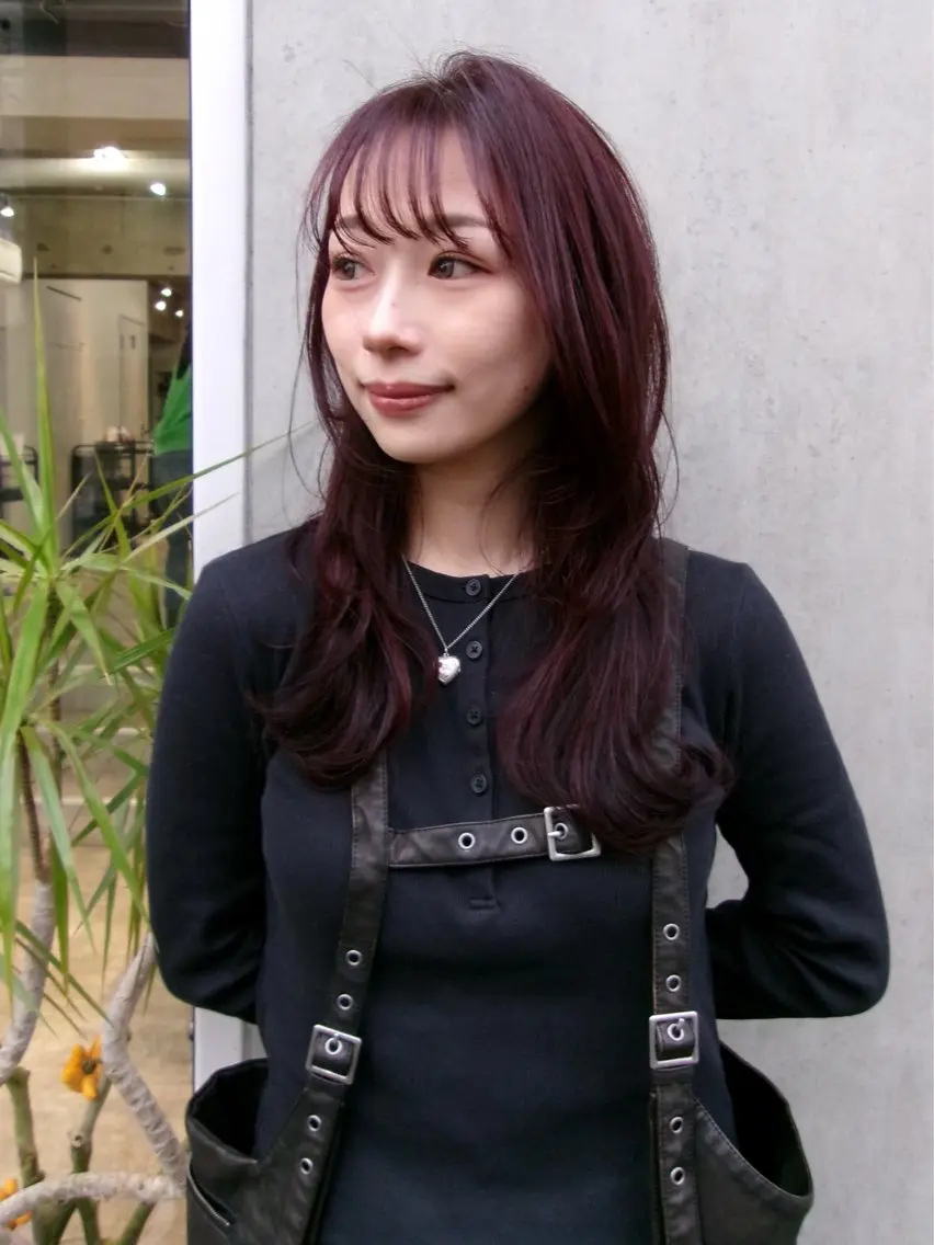 ロング カラー ロングレイヤー レッドカラー レイヤーカット ロング カット ヘアカラー トリートメント ✳︎透明感カラー✳︎ ボブ✳︎nanaのヘアスタイル