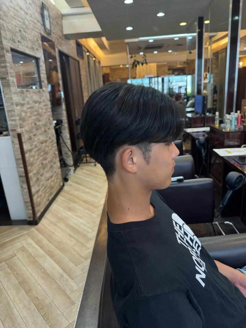 ショート カットモデル募集長澤 拓弥のヘアスタイル