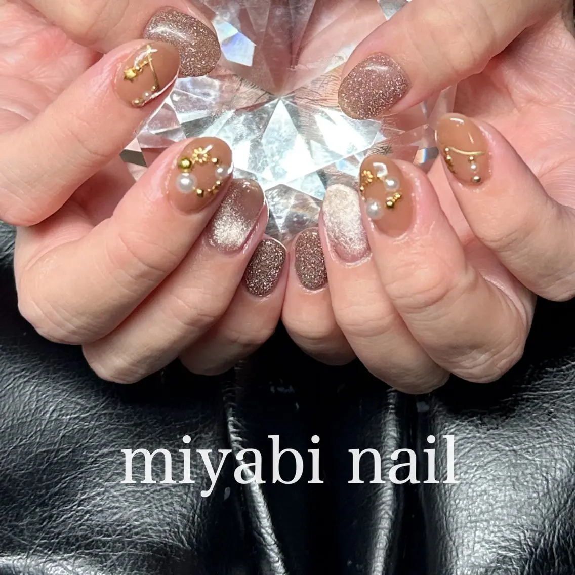 ネイル ブラウン フラッシュネイル ジェルネイル マグネットネイル 持ち込み ハンドネイル miyabi nail 桂川駅近くのネイルデザイン