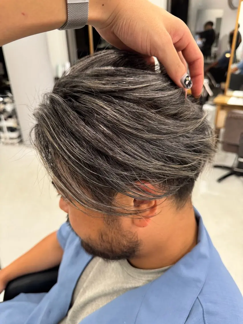 ショート カラー メンズ メンズ特化美容師 カラー専門ぺーターのヘアスタイル