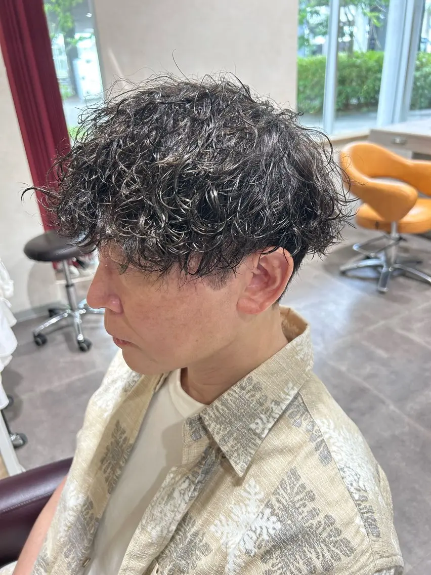 ミディアム ミディアムパーマ 福壽 智也のヘアスタイル