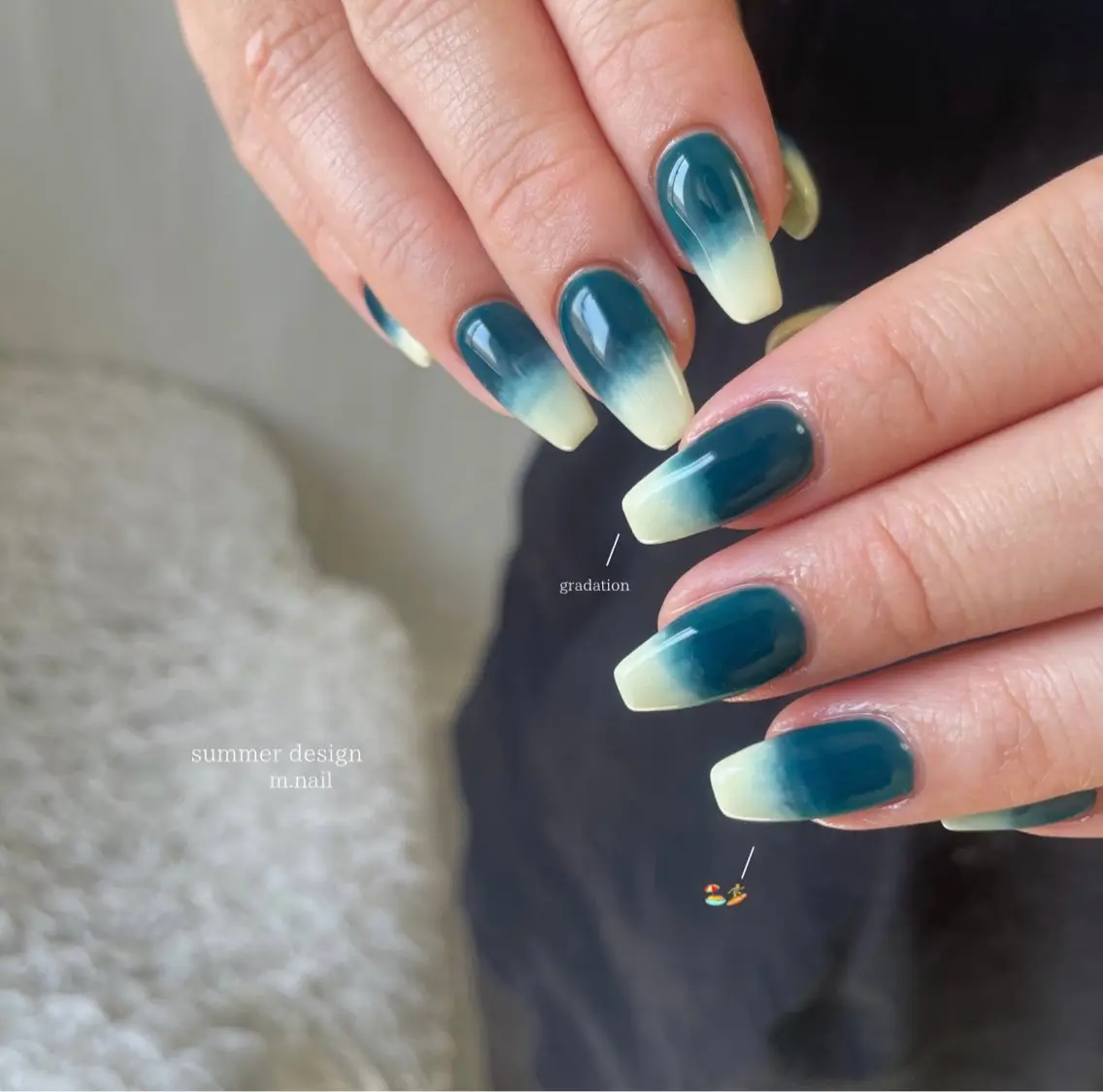 ネイル グラデーション ネイビー ニュアンスネイル 夏ネイル ハンドネイル m.nail salonのネイルデザイン
