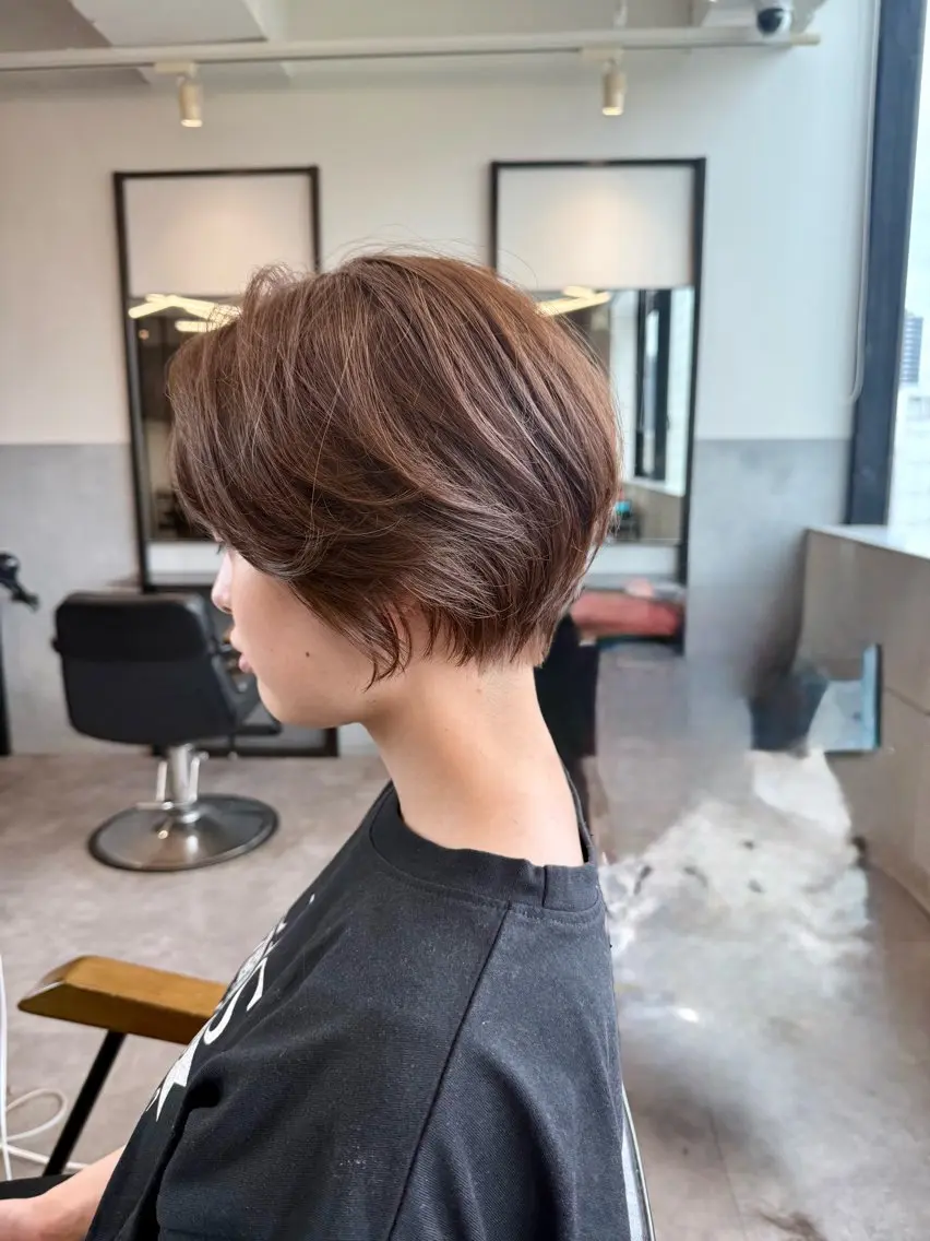 ショート カラー カット ヘアカラー トリートメント 色気レイヤー& ショートはお任せ🌟のヘアスタイル