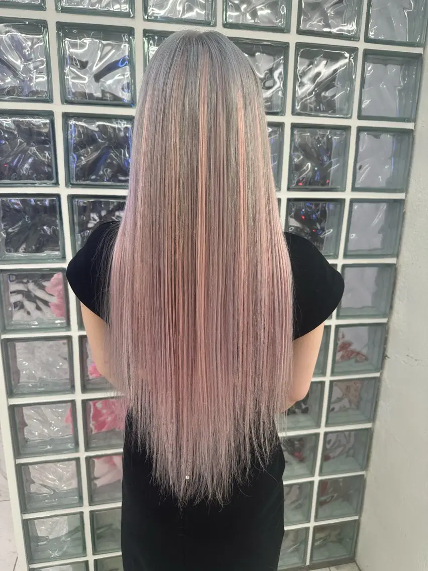 ロング ヘアカラー エクステ 家田 竜のヘアスタイル