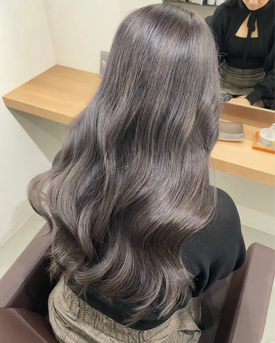 ロング カラー 大阪 天王寺 attraitななかのヘアスタイル