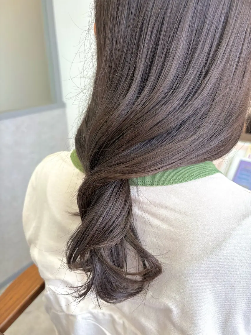 ロング カラー グレージュ カット ヘアカラー トリートメント 暖色＊ベージュ ＊くらたあやかのヘアスタイル