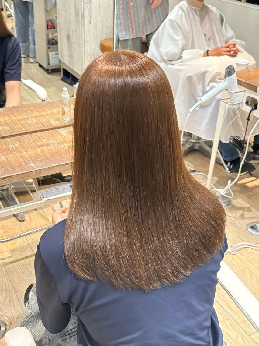 セミロング カラー 表参道/韓国レイヤー /前髪・顔周りカットのヘアスタイル