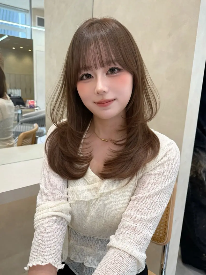 ロング ゆうま🌈艶髪カラー 🫧髪質改善のヘアスタイル
