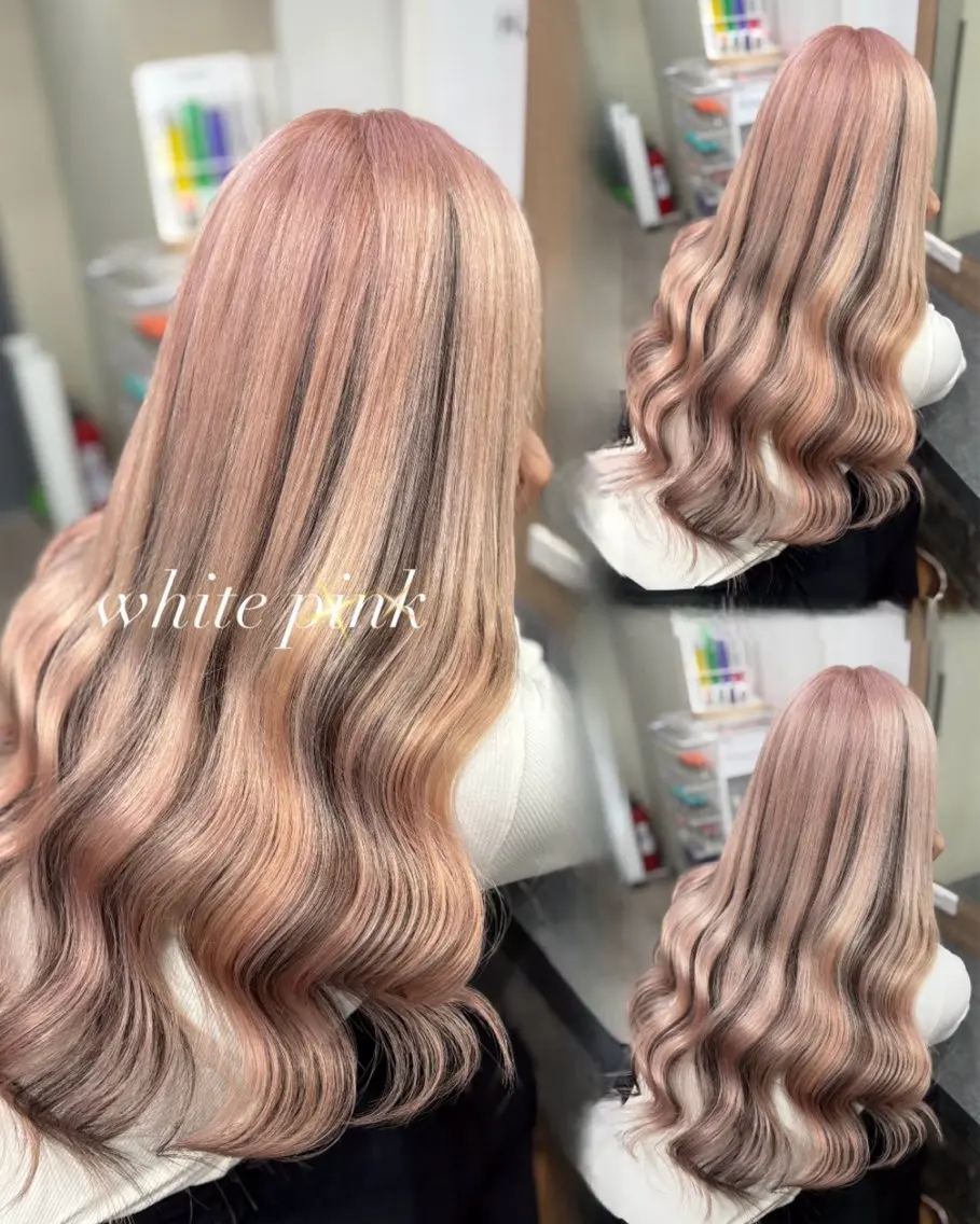 ロング カラー ブリーチ デザインカラー ピンクカラー ホワイトピンク エクステ カット ヘアカラー エクステ 横浜/エクステ特化× 艶カラー/あいかのヘアスタイル
