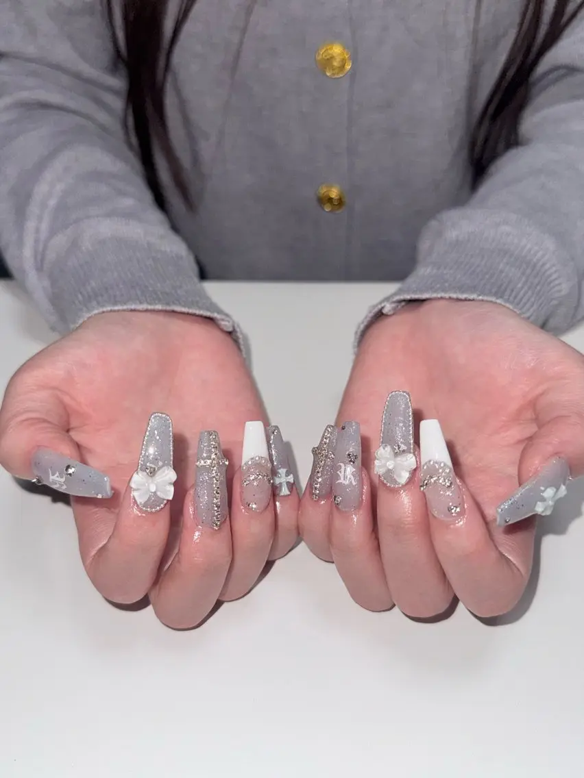 ネイル ハンドネイル BERA NAILSのネイルデザイン
