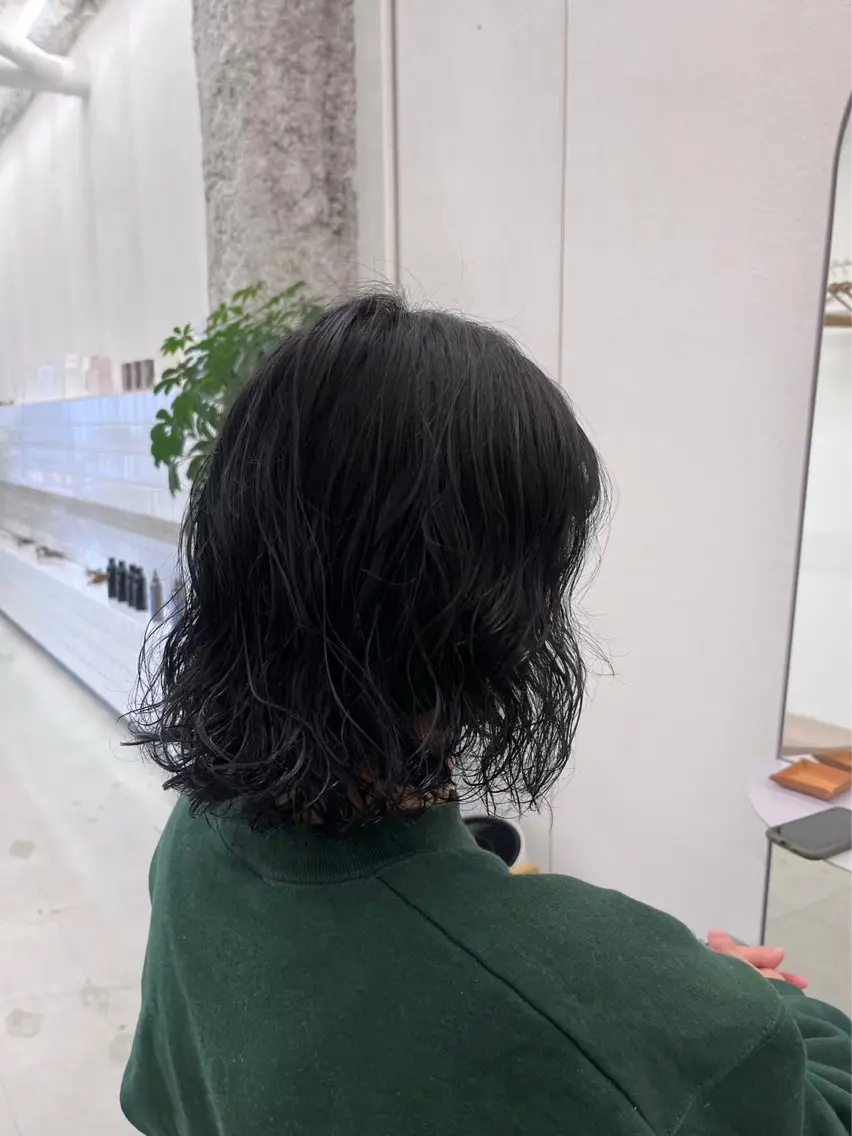 ミディアム パーマ 🌹花屋併設🌹 横山 洋幸のヘアスタイル