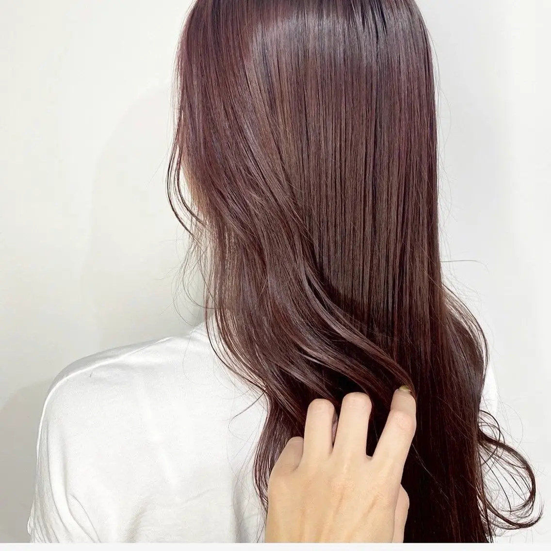 ロング YU RAのヘアスタイル