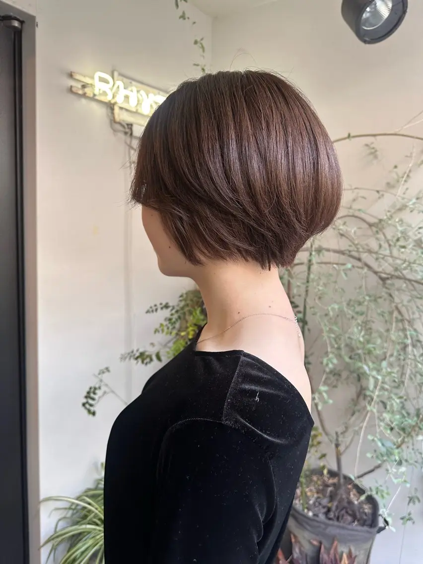 ショート カラー ショートボブ バレイヤージュ 透明感カラー ハイライトカラー インナーカラー ✂︎岡根 京花✂︎のヘアスタイル