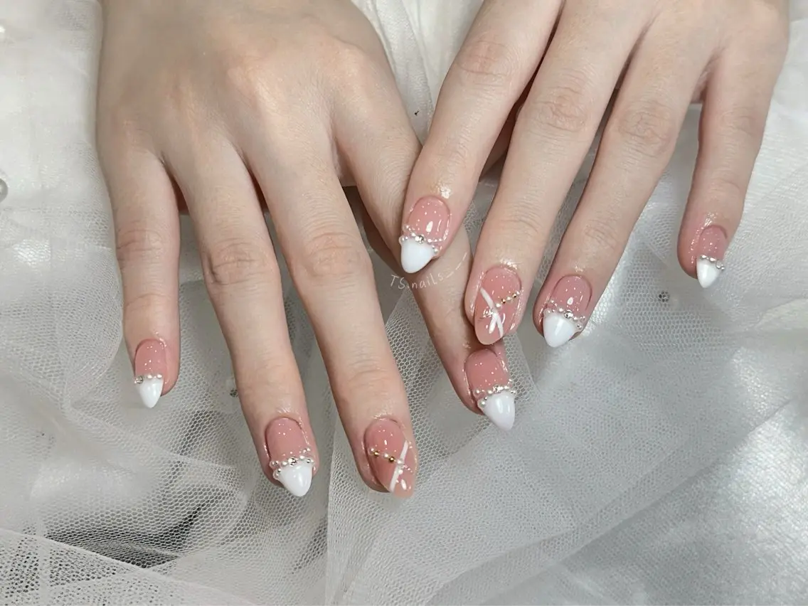 ネイル ハンドネイル フットネイル ハンドケア TS. nails___のネイルデザイン