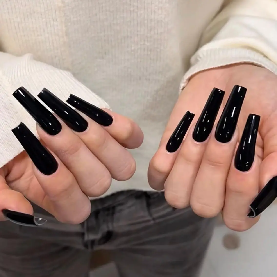 ネイル ハンドネイル 🎀 Ayaka_nailのネイルデザイン
