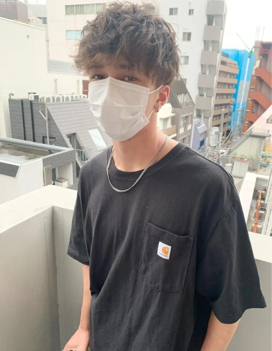 TikTokで話題✨カット＋ツイストスパイラルパーマの写真