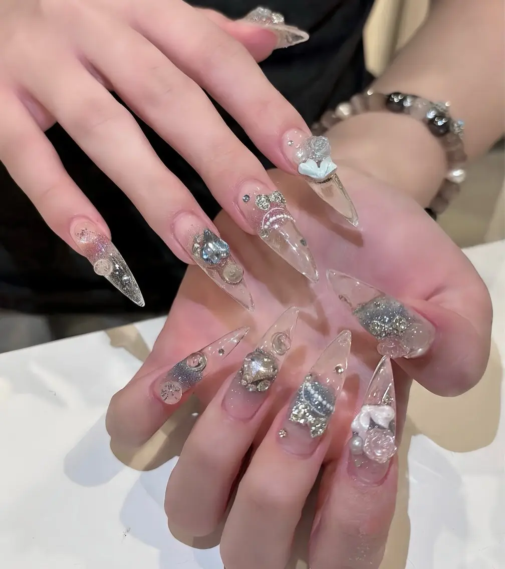 ネイル オーロラネイル ブルー フットネイル ジェルネイル 氷ネイル・うるうるネイル ハンドネイル Rin Nail 新大久保店のネイルデザイン