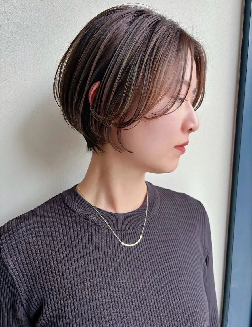 ショート レイヤーカット ショートヘア peige 西村ひなりのヘアスタイル