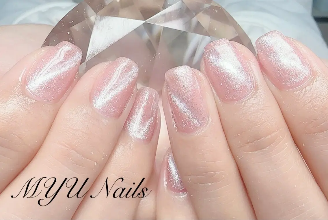 ネイル ジェルネイル マグネットネイル 持ち込み ニュアンスネイル パラジェル ハンドネイル ニュアンスネイル🌈 MYU Nailsのネイルデザイン
