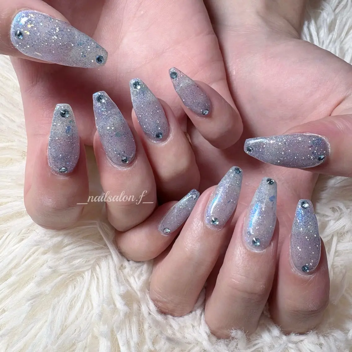 ネイル オーロラネイル フラッシュネイル ハンドネイル Nailsalon Fのネイルデザイン