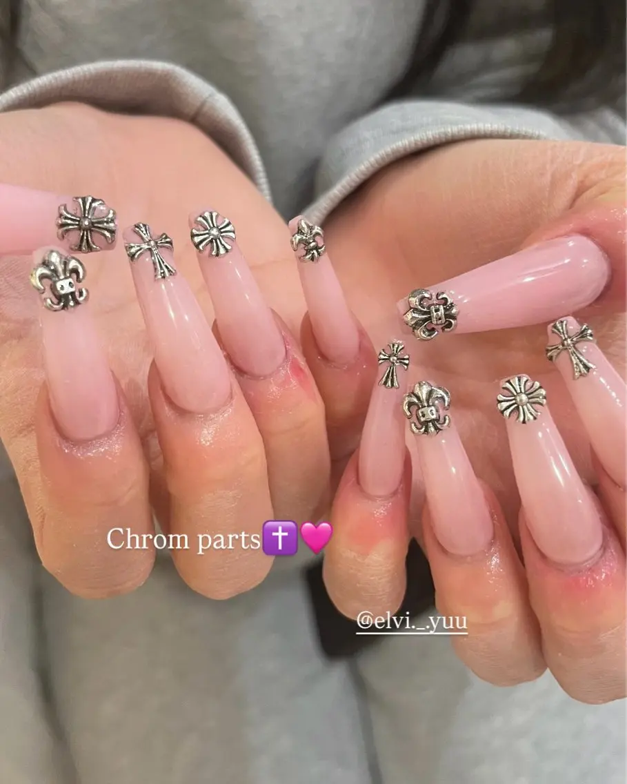 ネイル SALON ELVI.のネイルデザイン