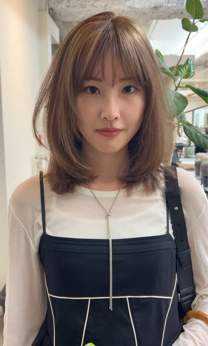 ミディアム カット ヘアカラー トリートメント 乕谷 美潮のヘアスタイル