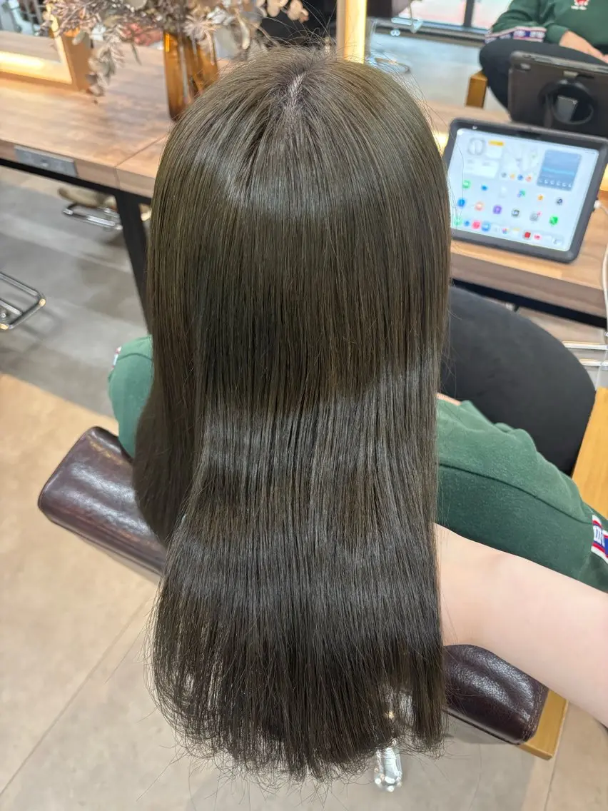 ミディアム カラー カット ヘアカラー トリートメント レイヤー✂︎ぷつボブ 艶カラー🤍noaのヘアスタイル
