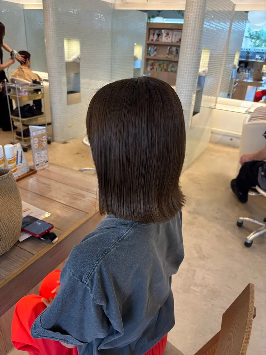 ミディアム ボブ 外ハネヘア OXCREATION kanaのヘアスタイル