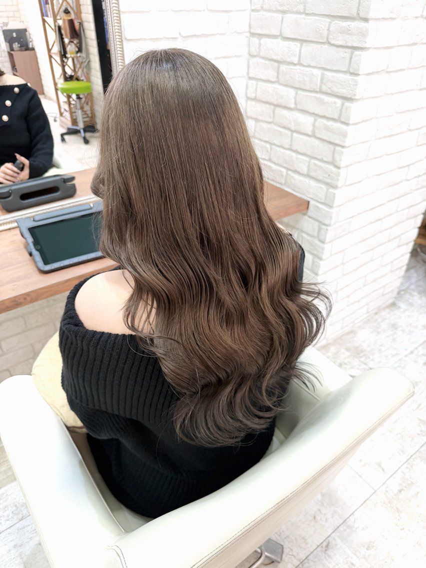 ロング カラー ブリーチ グレージュ カット ヘアカラー メンズ50%off 🪐Nanase‎のヘアスタイル