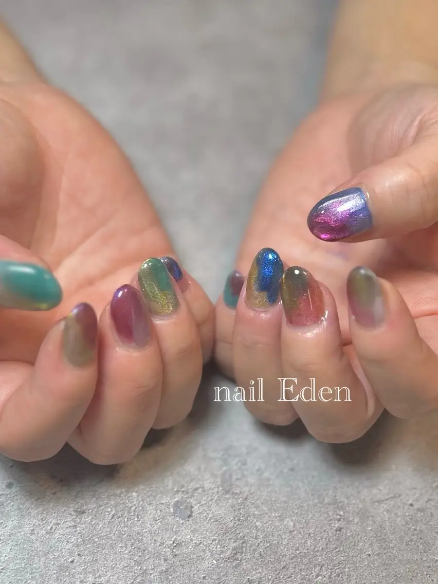 ネイル マグネットネイル Eden ♾️のネイルデザイン