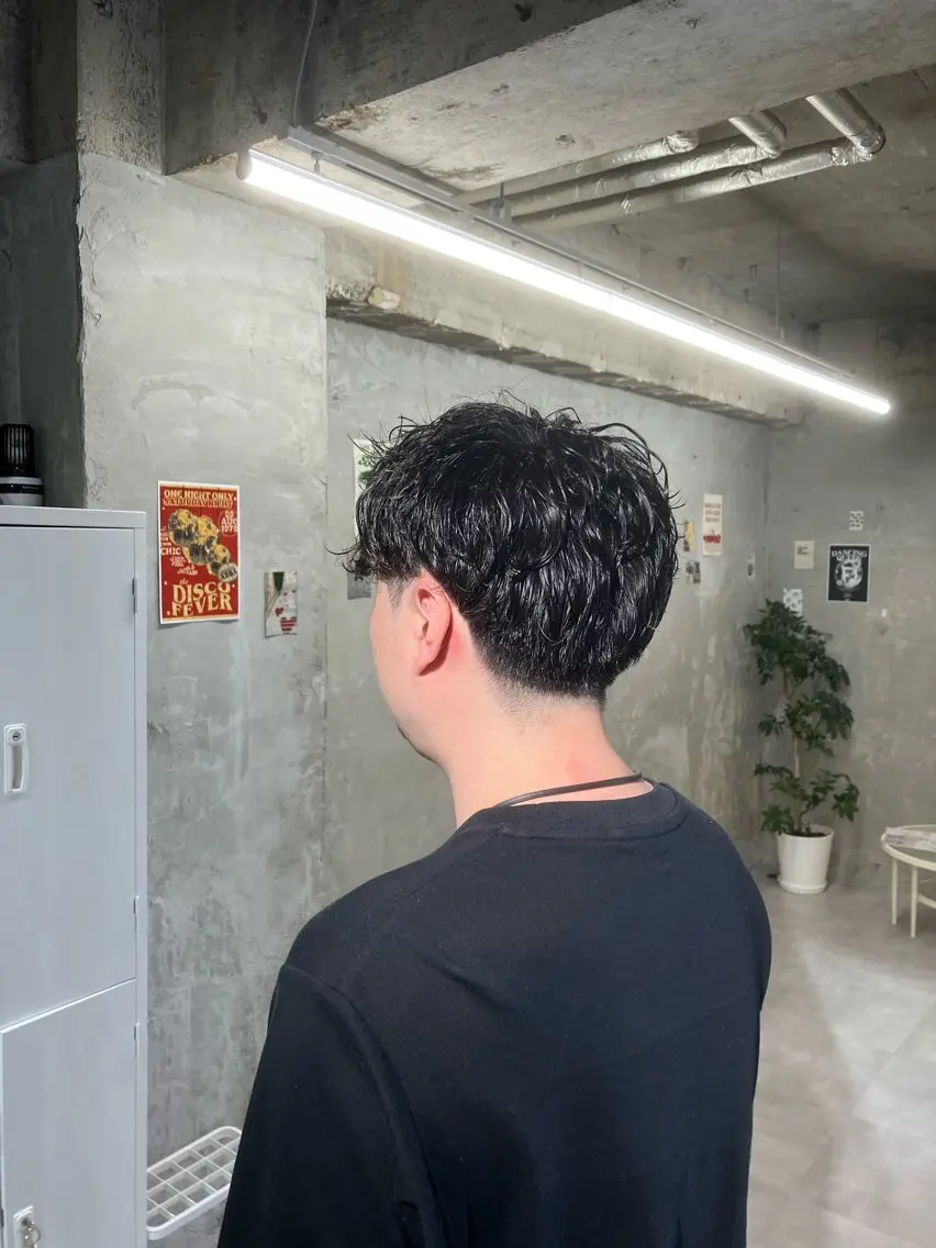 ショート パーマ メンズ door white hideのヘアスタイル