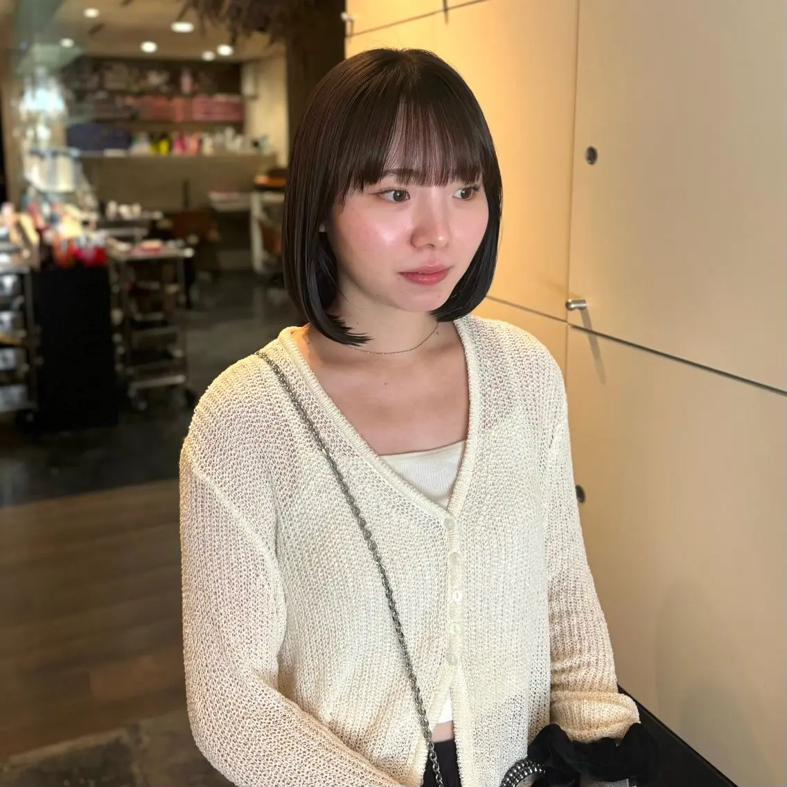 ショート 切りっぱなしボブ ボブ 顔周りカット カット 芦刈 咲来のヘアスタイル