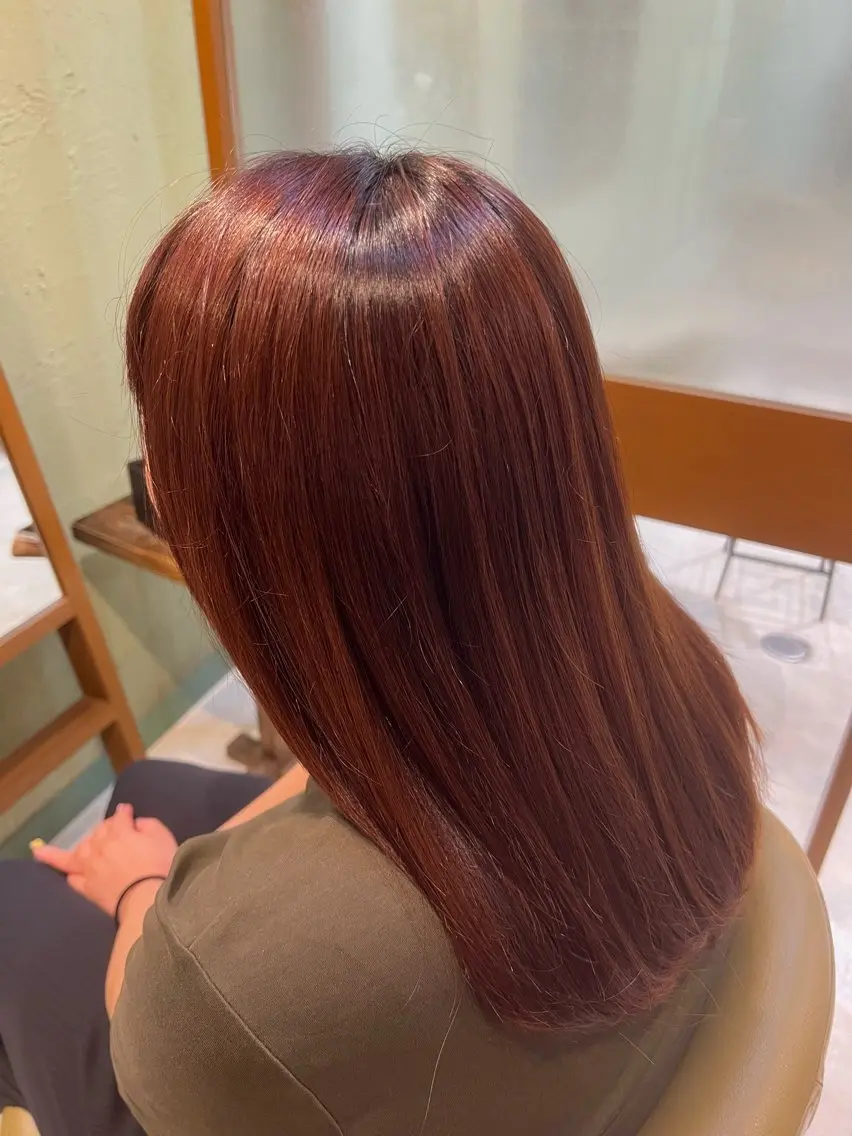 ロング レイヤーカット ロング ローレイヤー トリートメント カット 木本 歩々乃のヘアスタイル