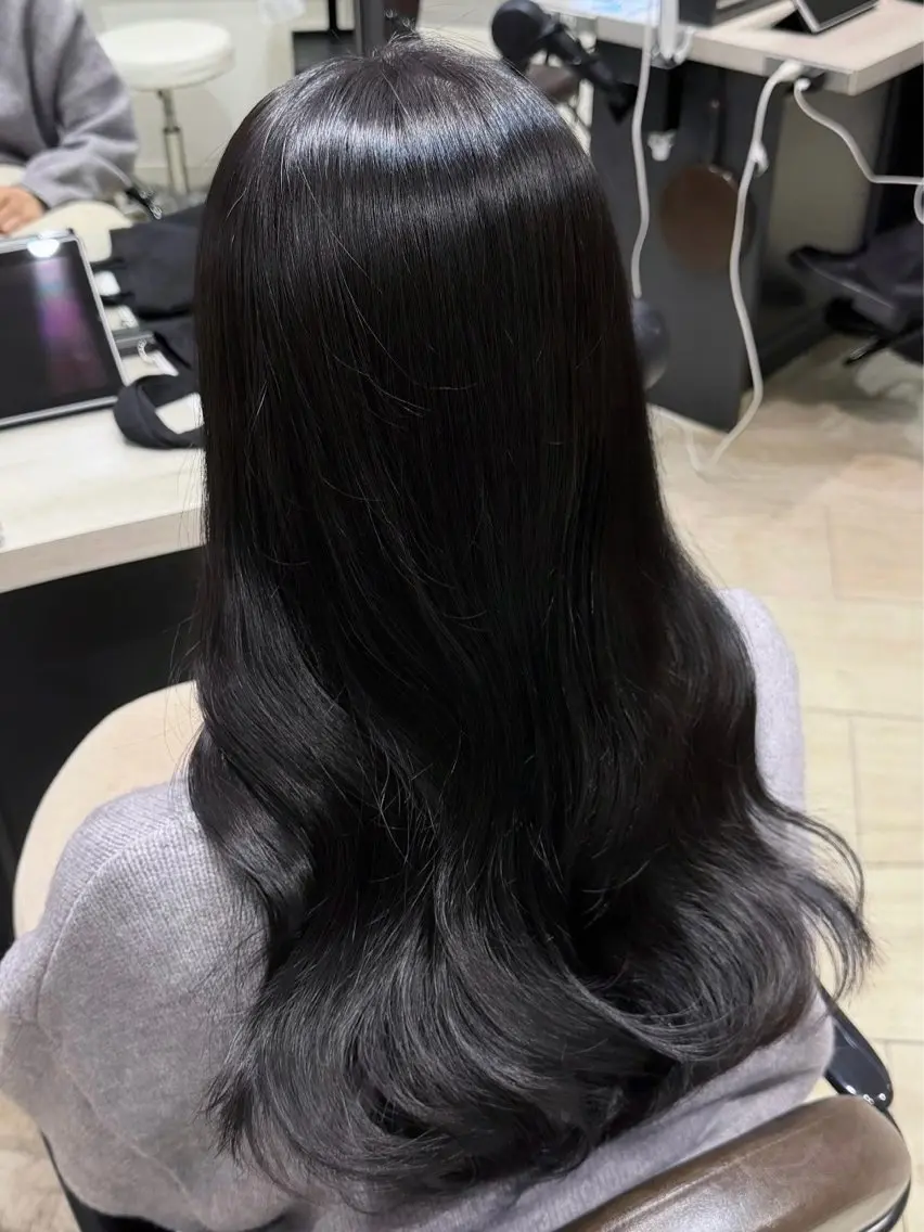 ロング カラー パーマ 黒髪 透明感カラー ナチュラルブラック ストレートパーマ カット 縮毛矯正 レイヤー×髪質改善 🌀渋谷 KANAのヘアスタイル