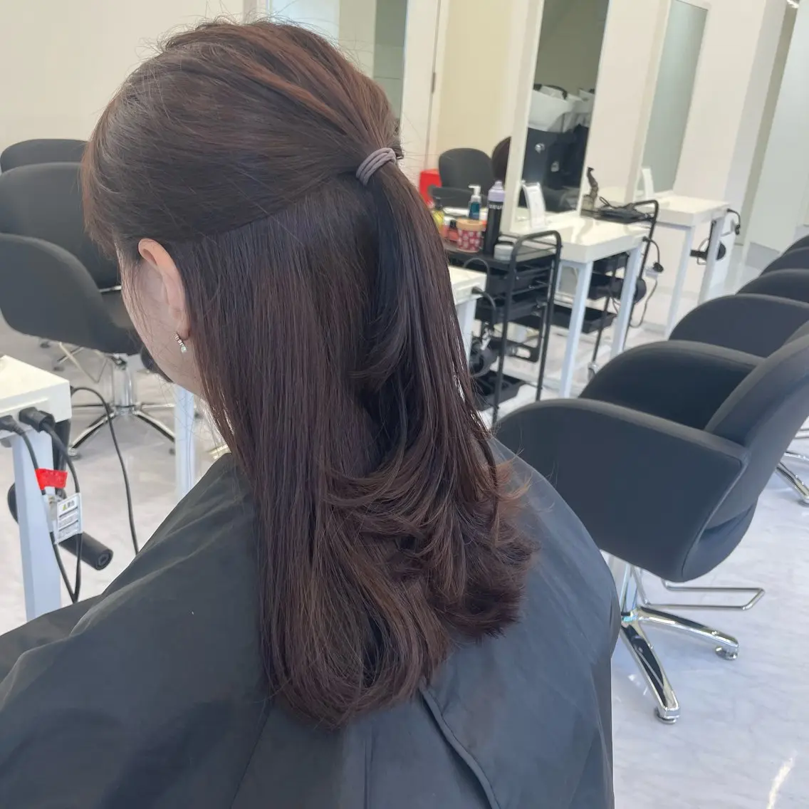 セミロング カラー ヘアアレンジ Ayano‪‪🎀似 合わせ×透明感🎀のヘアスタイル