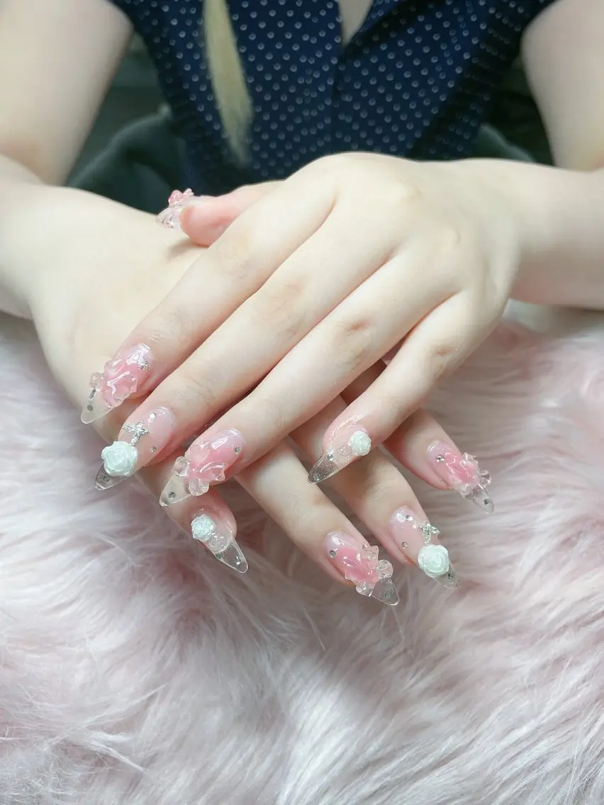 ネイル 長さ出し フレンチネイル グラデーション 韓国ネイル マグネットネイル ハンドネイル VB HEAVEN nailのネイルデザイン