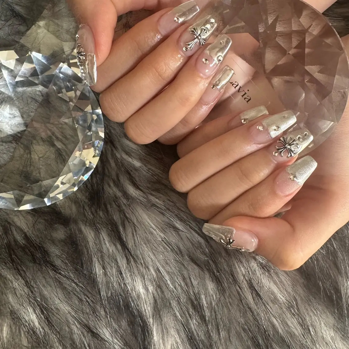 ネイル lavia🖤 ayumiのネイルデザイン