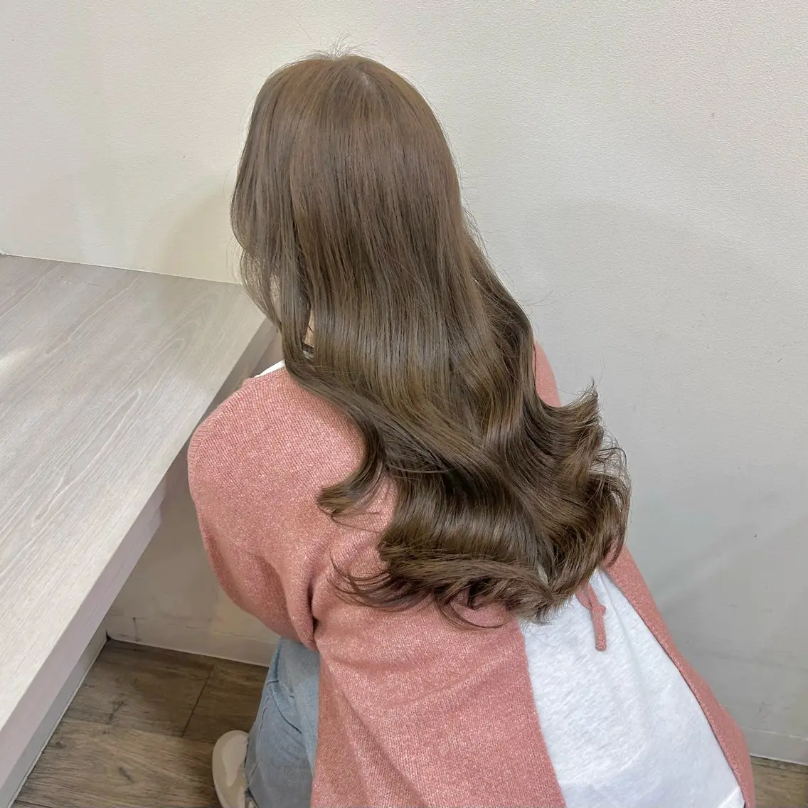 ロング カラー ベージュカラー ブリーチ ブラウンカラー 透明感カラー グレージュ ヘアカラー トリートメント ブリーチなしベージュ /ヘアセット/ミユのヘアスタイル