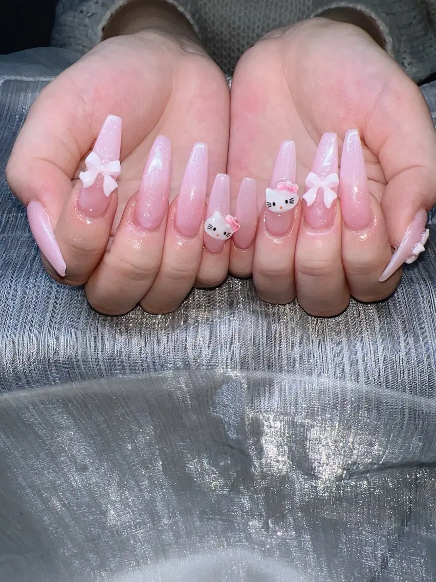ネイル ハンドネイル Lee Nailsのネイルデザイン