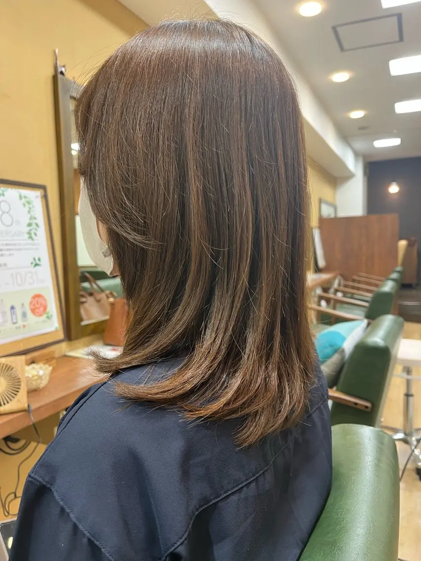 ミディアム Greens Yokoのヘアスタイル