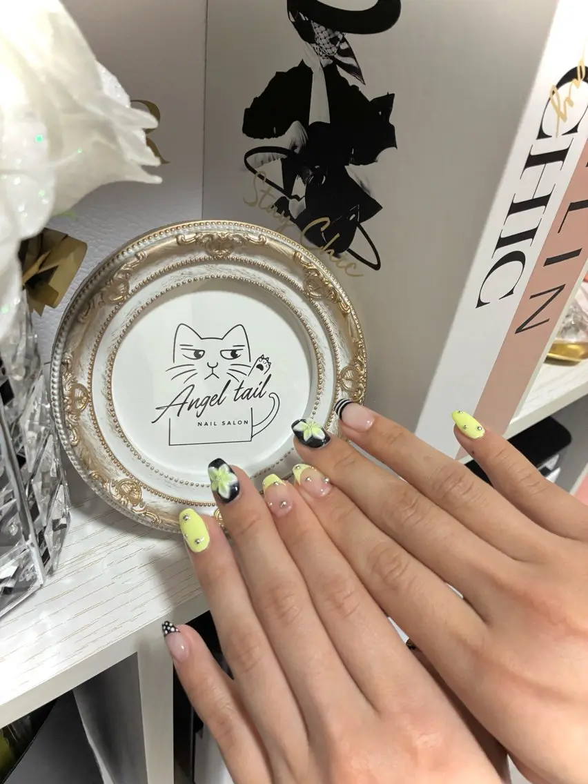 ネイル ハンドネイル Angel tailのネイルデザイン