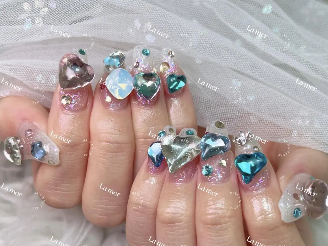 ネイル hikikibyee ♡のネイルデザイン