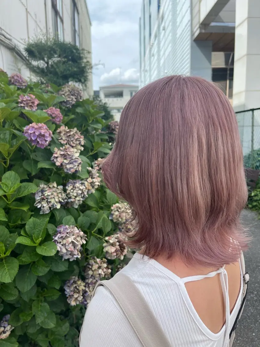 ミディアム カラー ベージュカラー ピンクカラー ピンクベージュ ヘアカラー 小川 未来のヘアスタイル