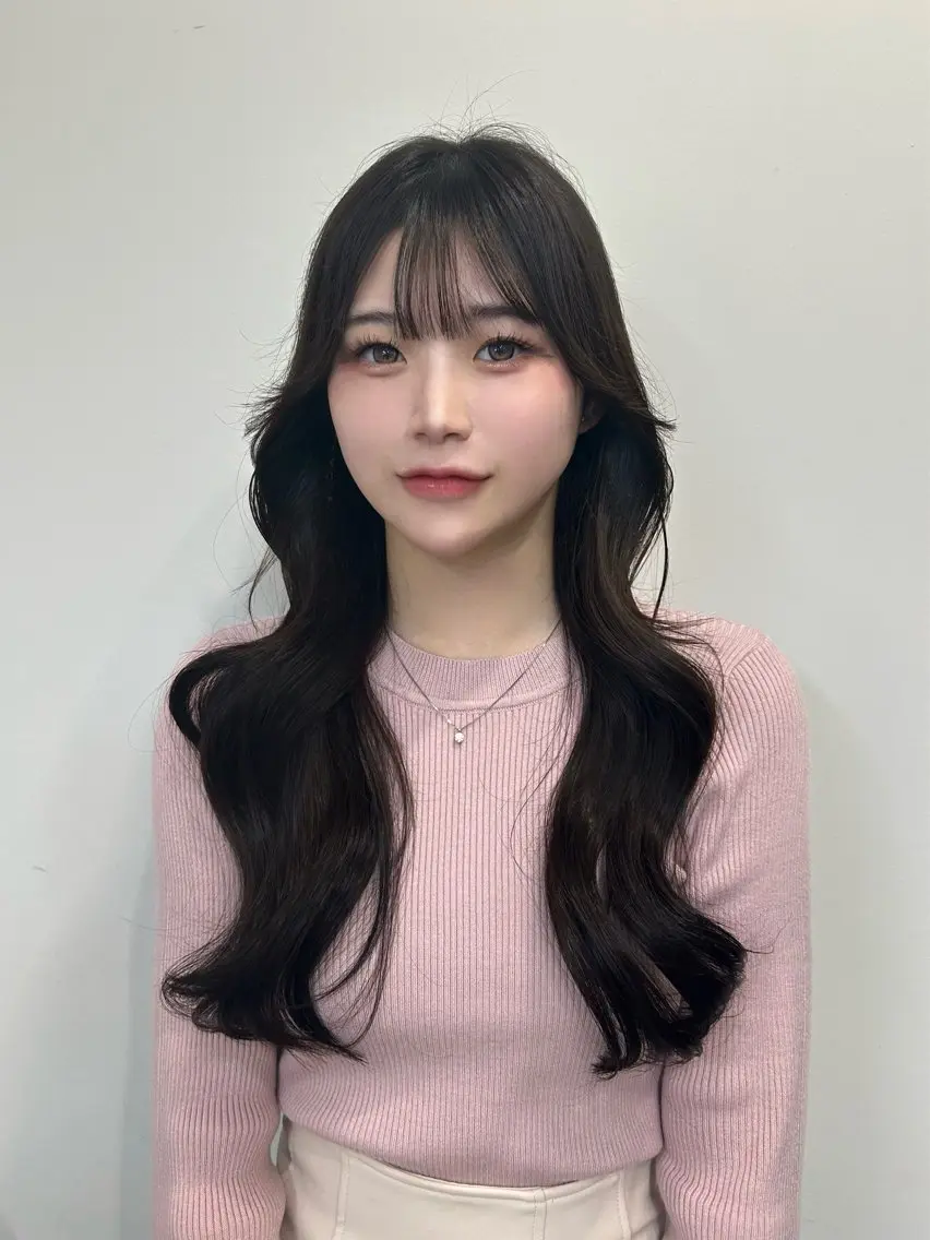 ロング カラー 顔周りカット 韓国風ヘア カット ヘアカラー トリートメント 韓国ヘア/レイヤー Lily Wongのヘアスタイル