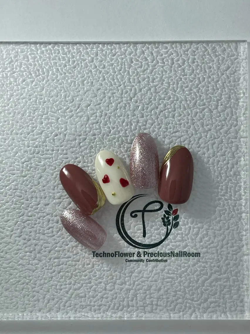 ネイル ハンドネイル precious nail roomのネイルデザイン