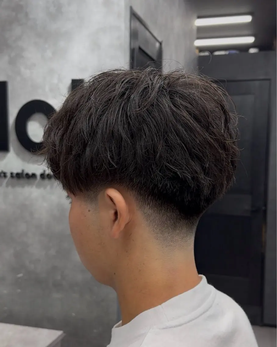 ショート メンズ フェードカット メンズパーマ くせ毛 カット モテ髪特化 小椋紫穏💎✨のヘアスタイル