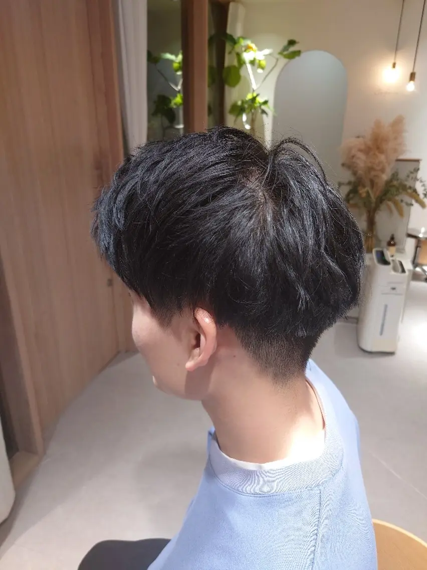 ショート ナカヤマ ヒロトのヘアスタイル
