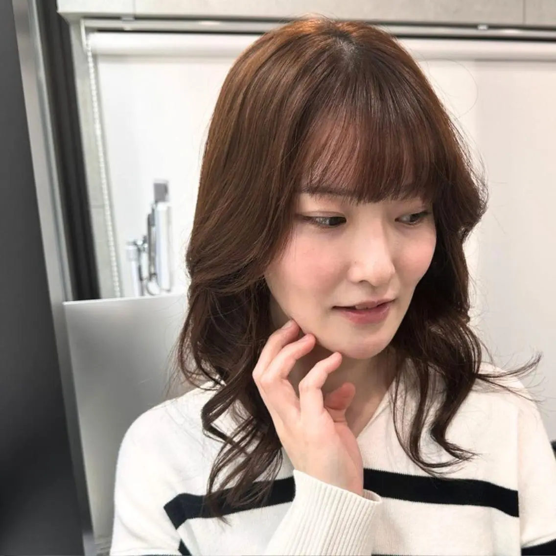 ミディアム カラー パーマ ブラウンカラー チェスナットブラウン ❇️安達 優心❇️ レイヤー/艶髪特化のヘアスタイル
