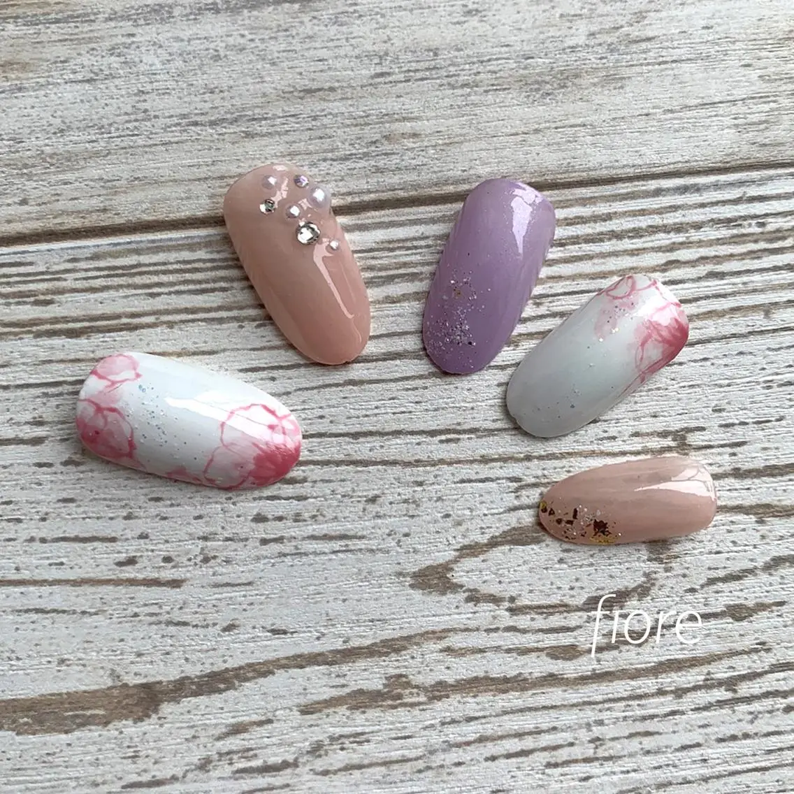 ネイル フラワーネイル fiore みゆきのネイルデザイン