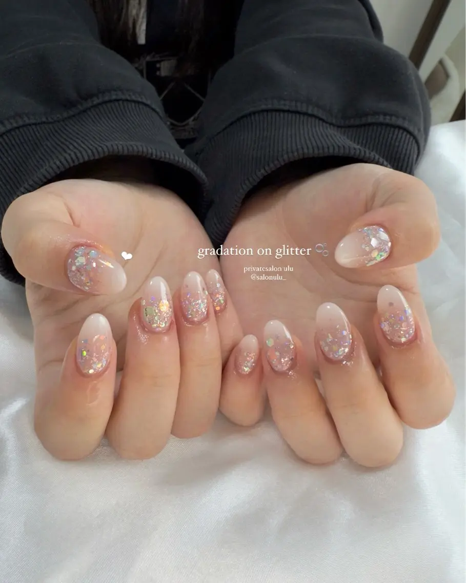 ネイル ラメ(グリッター) ハンドネイル nailsalon uluのネイルデザイン